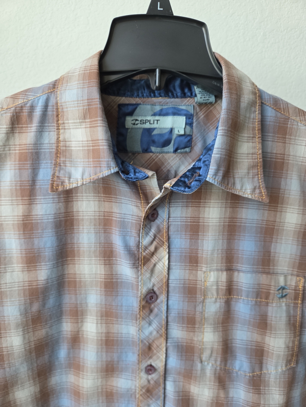 Split Men's Plaid Button-Down Shirt in Blue and Brown